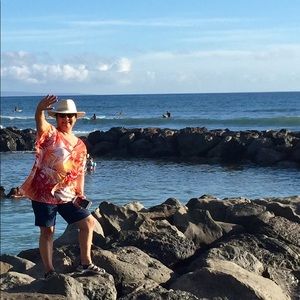 Meet your Posher, Alice